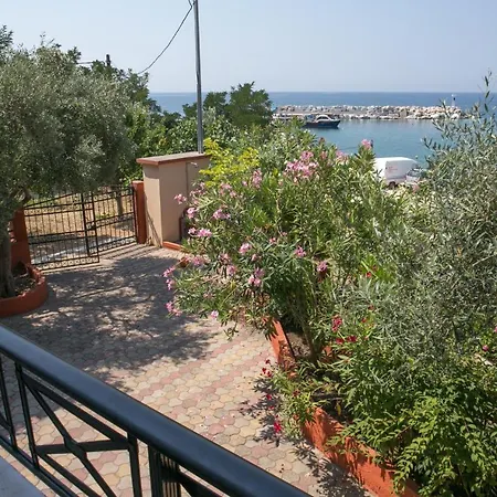 Elvetia Appartement Potos
