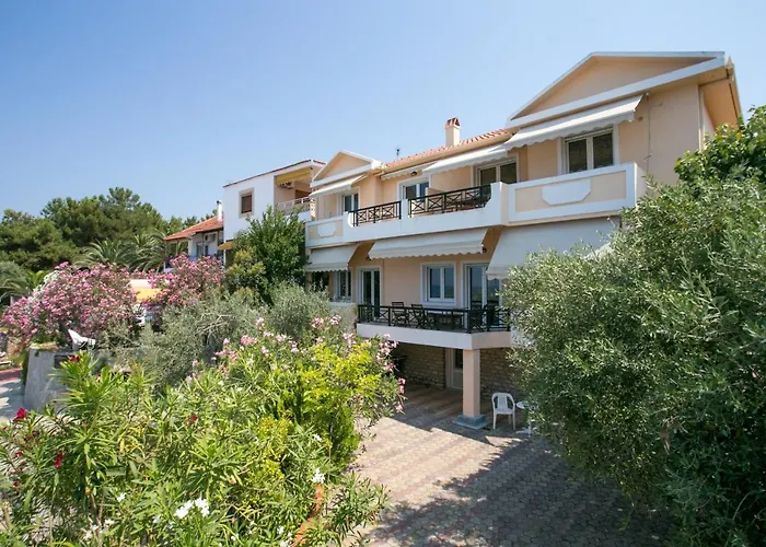 Elvetia アパート ポトス